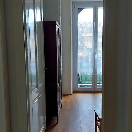 Bed & Breakfast With Splendid View In Montreux Center
