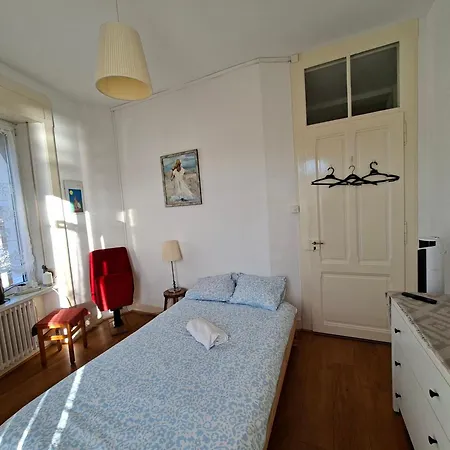 Bed & Breakfast With Splendid View In Montreux Center *