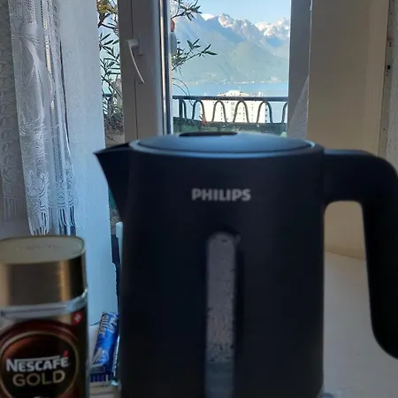 Bed & Breakfast With Splendid View In Montreux Center