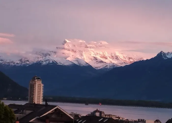 Nocleg ze śniadaniem With Splendid View In Montreux Center *