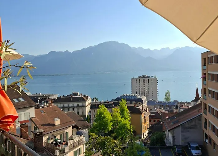 With Splendid View In Montreux Center Veytaux