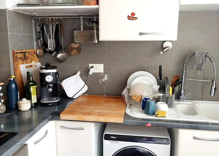 With Splendid View In Montreux Center * Veytaux