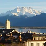 With Splendid View In Montreux Center Oda ve Kahvaltı
