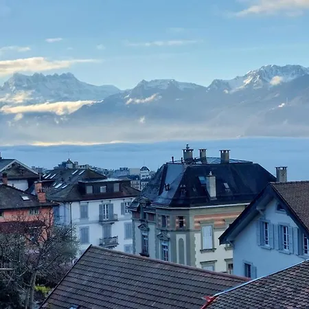 With Splendid View In Montreux Center