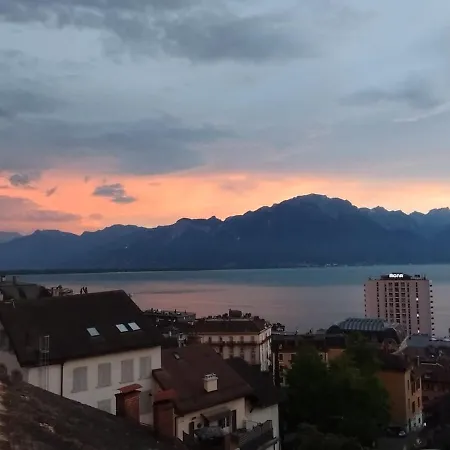 With Splendid View In Montreux Center Bed & Breakfast *