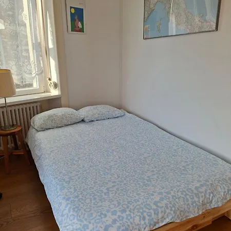 With Splendid View In Montreux Center Bed & Breakfast *