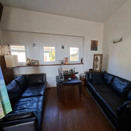 Frühstückspension With Splendid View In Montreux Center